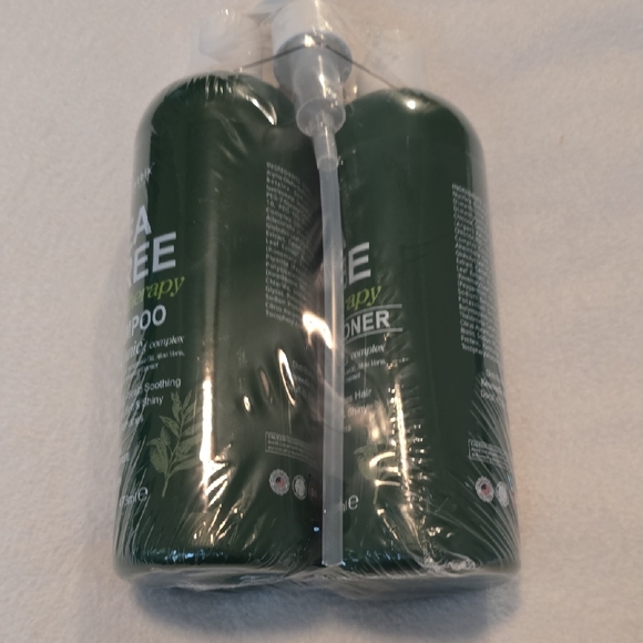 Other - Tea Tree Shampoo and Conditioner Set